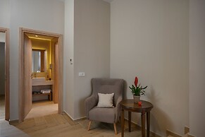 Minaret Suites & Apartments