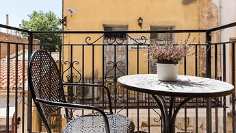 Minaret Suites & Apartments