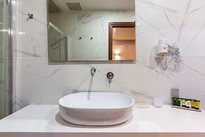 Minaret Suites & Apartments