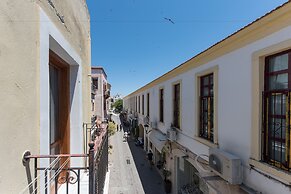 Minaret Suites & Apartments