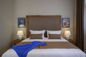 Minaret Suites & Apartments