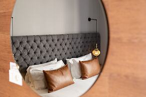 Minaret Suites & Apartments