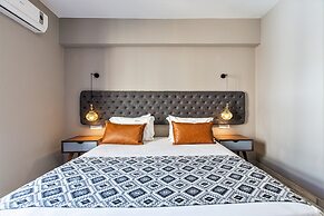 Minaret Suites & Apartments