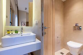 Minaret Suites & Apartments