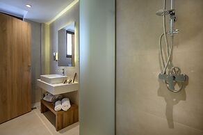 Minaret Suites & Apartments