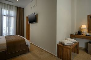 Minaret Suites & Apartments