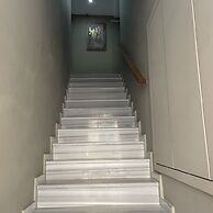 Minaret Suites & Apartments