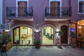 Minaret Suites & Apartments