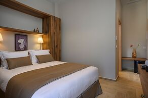 Minaret Suites & Apartments