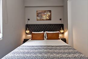 Minaret Suites & Apartments