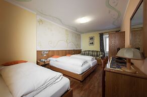 Hotel Stella