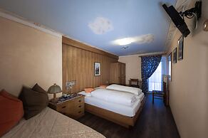 Hotel Stella