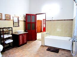 Mango Home Riverside