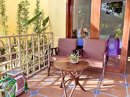 Mango Home Riverside