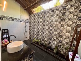 Mango Home Riverside