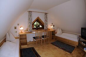 Gasthof Pension Appartements Zur Gams