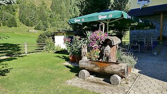 Gasthof Pension Appartements Zur Gams