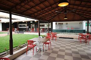 Hotel Majestique pune