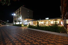 Hotel Majestique pune