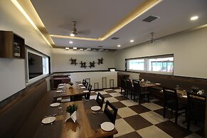 Hotel Majestique pune