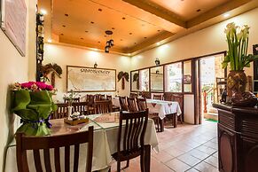 SapaAubergeDangtrung Hotel