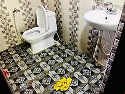 Safari Wildlife Lodge & Camp