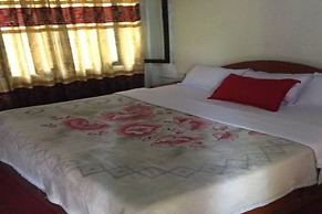 Safari Wildlife Lodge & Camp