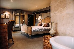 Shireburn Arms Hotel