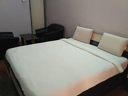 Happy Stay Service Apartment