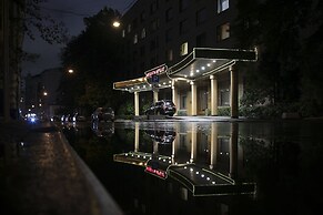 Arbat Hotel
