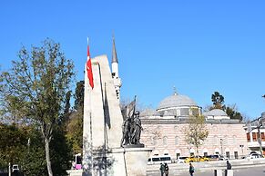 Royal Suites Besiktas Hotel