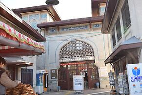 Royal Suites Besiktas Hotel