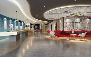 ibis Luoyang Train Station