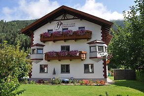 Appartements & Ferienwohnungen Pfausler