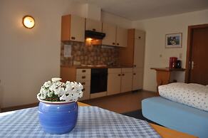 Appartements & Ferienwohnungen Pfausler