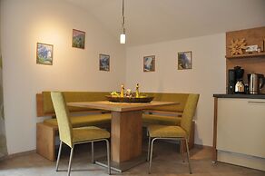 Appartements & Ferienwohnungen Pfausler