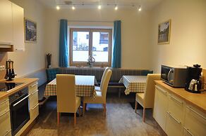 Appartements & Ferienwohnungen Pfausler