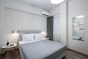 Enattica Syntagma Living