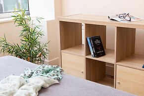 Enattica Syntagma Living