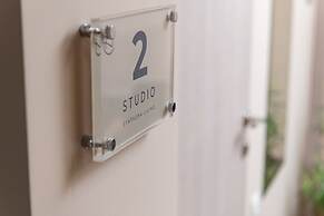 Enattica Syntagma Living