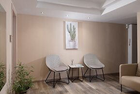 Enattica Syntagma Living