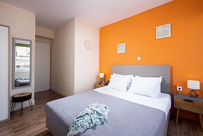 Enattica Syntagma Living