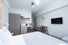 Enattica Syntagma Living