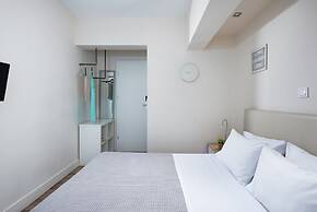 Enattica Syntagma Living