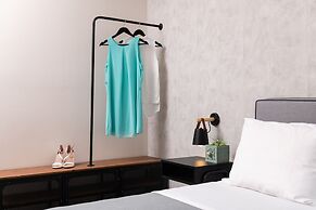 Enattica Syntagma Living