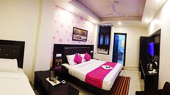 Hotel Noida International