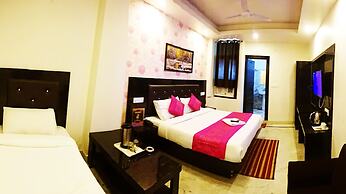 Hotel Noida International