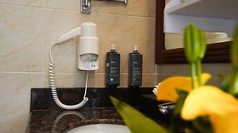 Sarova Woodlands Hotel
