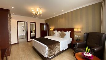 Sarova Woodlands Hotel