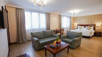Sarova Woodlands Hotel